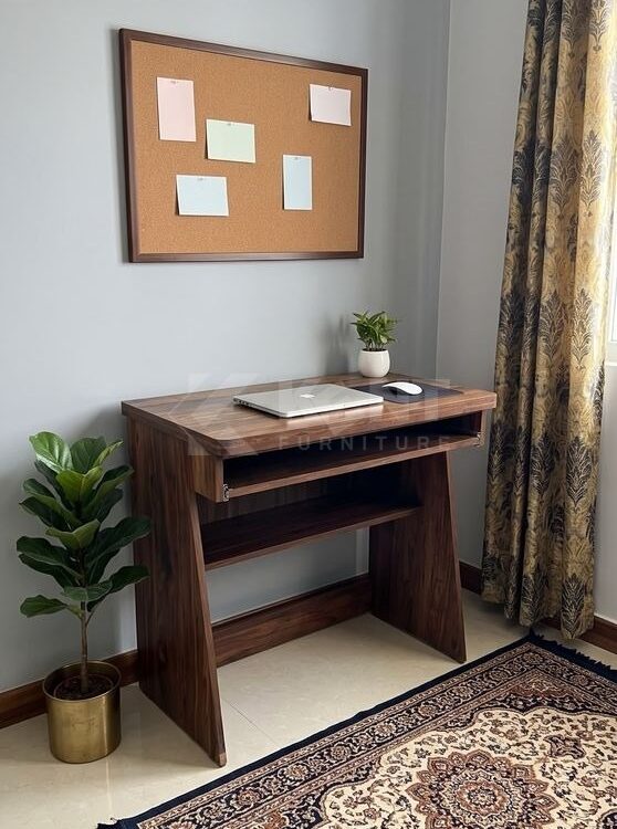 Compact Desk with Keyboard Tray